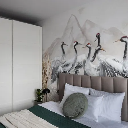 Daire New #madalinskiego57 - Center, New Bulding, 2 Bedrooms, 2x Double Beds And A Fold-out Sofa, Separate Kitchen, Air Conditioning, Balcony, Underground Parking, Self Check In 24h, Internet, Netflix, Coffee Machine, Washing Machine,1 Km To The Railw