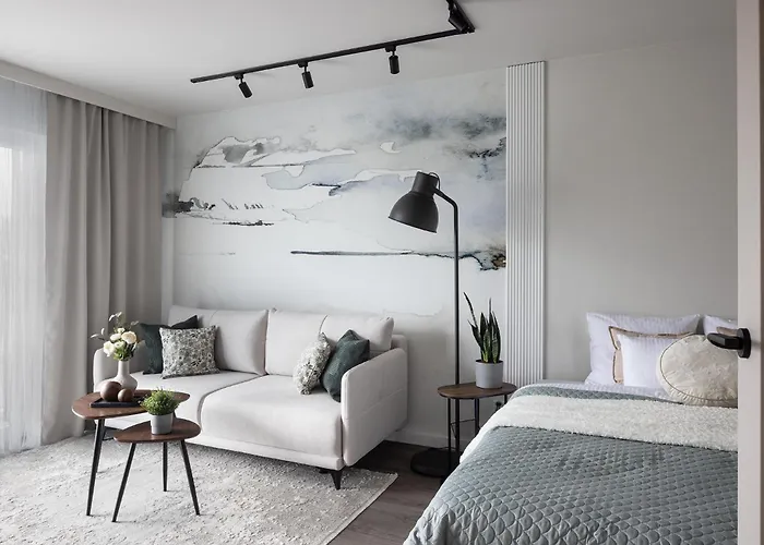 New #madalinskiego57 - Center, New Bulding, 2 Bedrooms, 2x Double Beds And A Fold-out Sofa, Separate Kitchen, Air Conditioning, Balcony, Underground Parking, Self Check In 24h, Internet, Netflix, Coffee Machine, Washing Machine,1 Km To The Railw Appartement