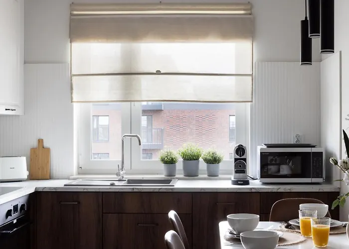 New #madalinskiego57 - Center, New Bulding, 2 Bedrooms, 2x Double Beds And A Fold-out Sofa, Separate Kitchen, Air Conditioning, Balcony, Underground Parking, Self Check In 24h, Internet, Netflix, Coffee Machine, Washing Machine,1 Km To The Railw * Wrocław