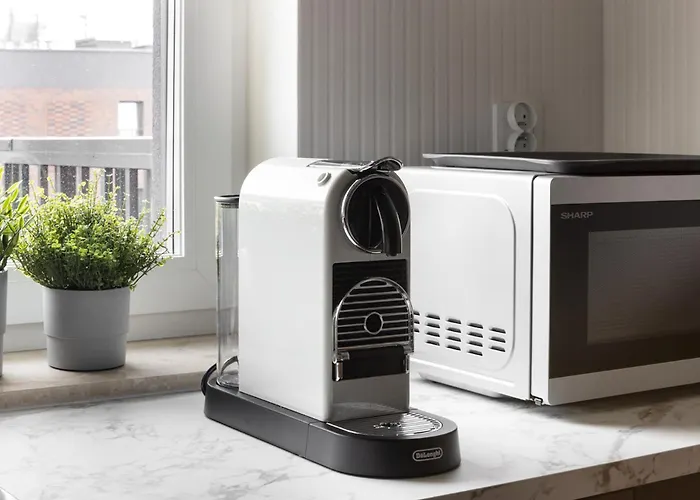 New #madalinskiego57 - Center, New Bulding, 2 Bedrooms, 2x Double Beds And A Fold-out Sofa, Separate Kitchen, Air Conditioning, Balcony, Underground Parking, Self Check In 24h, Internet, Netflix, Coffee Machine, Washing Machine,1 Km To The Railw *